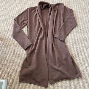 CLAUDIA NICHOLE cashmere light chocolate brown sweater. Size large. 34” length.